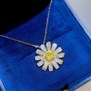 LUXE Daisy Necklace, Ring & Earrings